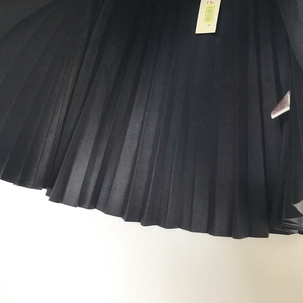 M.S.S.P. L black pleated Faux leather skirt - Picture 13 of 13